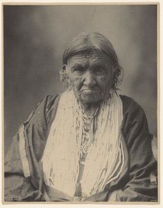 Mme Joseph Street, Winnebago