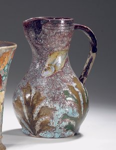 Pichet aquatique, fabriqué par Sèvres, vers 1900