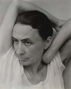  - Alfred Stieglitz
