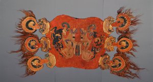 Couverture de selle décorée de griffons attaquant des chèvres de montagne