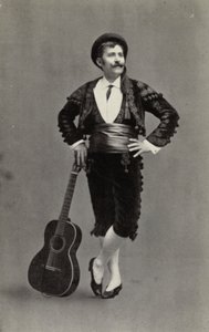 Guiseppe Campanari, dans le rôle de Figaro, dans "Le Barbier de Séville" (photo n/b) - American Photographer