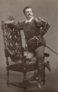 Jean de Reszke, dans le rôle de Raoul, dans "Les Huguenots" (photo n/b) - American Photographer