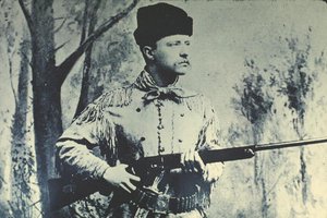 Theodore Roosevelt en tenue de chasse, vers 1885 (photo n/b) - American Photographer