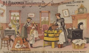 Femme utilisant une machine à laver