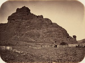 Planche 34. Sentinel Rock, Weber Valley, 1869 (photo) - Andrew Joseph Russell