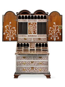 Bureau-cabinet, Vizagapatam, vers 1720-30 - Anglo Indian School