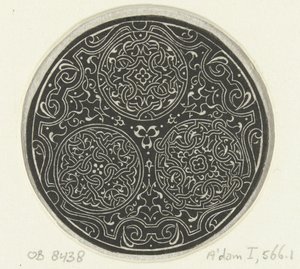Trois médaillons avec des mauresques (Mauresques blanches sur fond noir)