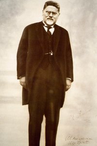 Portrait du philosophe italien Giovanni Gentile (photo n/b) - Anonymous Anonymous