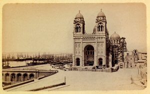 La ville de Marseille et ses environs vers 1885-1890 : La cathédrale en construction