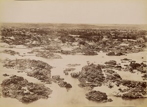 [View of the First Cataract] / [Vue de la Premiere Cataracte] - Antonio Beato