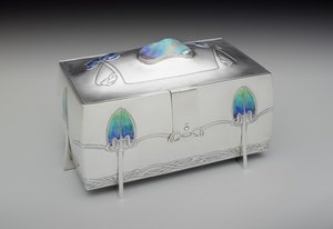 Boîte (modèle 652 variante) - Archibald Knox
