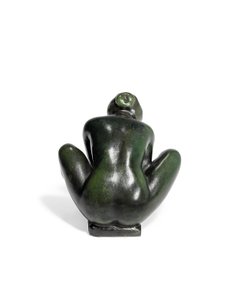 Fille accroupie tenant un pied - Aristide Maillol