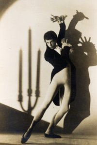 Robert Helpmann (1909-86) dans Apparitions, 1936