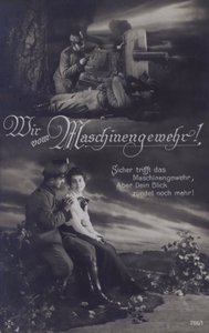 Mitrailleur autrichien sur le champ de bataille et avec sa bien-aimée (photo en noir et blanc) - Austrian Photographer