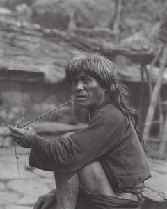 Japon : Chef de la tribu Paiwan à Raisha - Axel von Graefe