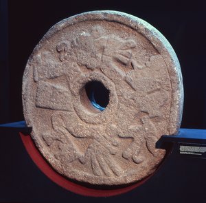 Pierre utilisée pour jouer à la pelote - Aztec