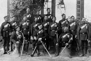Officiers indigènes des 44e Gurkhas, armée indienne, 1896 - Bourne and Shepherd