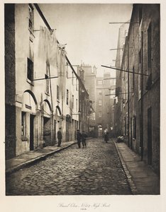Broad Close No. 167 High Street, de The Old Closes and Streets of Glasgow - British School