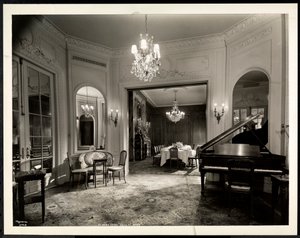 La salle de musique de la suite Louis XVI à l