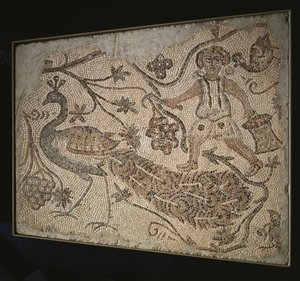 Panneau de mosaïque au sol : Vendangeur avec paon, 400s - Byzantine