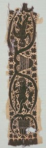 Fragment de tunique en soie rare avec bande de manche ornée, 400-500