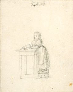 Petite fille debout sur un tabouret près d