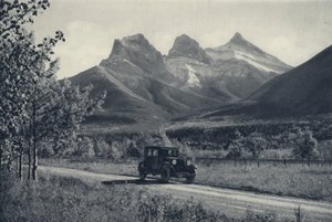 Les Rocheuses canadiennes : Three Sisters, Banff (photo n/b) - Canadian Photographer