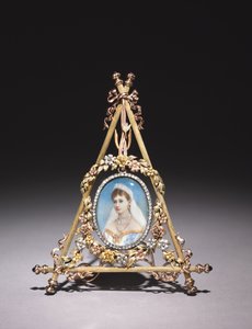 Cadre triangulaire avec portrait de la tsarine Alexandra Feodorovna, 1896-1908 - Carl Fabergé