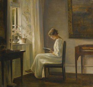 Intérieur avec une femme lisant