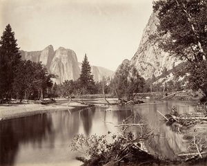 Vue plongeante sur la vallée de Yosemite, vers 1872, imprimé vers 1876
