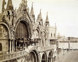 Les chevaux de la Basilique Saint-Marc à Venise - photographie par C. Naya