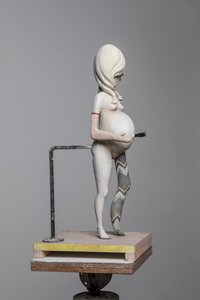 Degas Doll 1, 2017 (résine peinte, acier, bois)