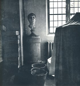Les dynasties passent, 1941