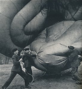 Le monstre maîtrisé, 1941