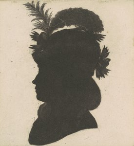 Silhouette féminine non identifiée