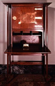 Bureau, vers 1895