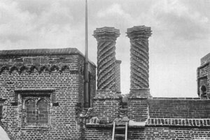 Cheminées Anciennes - Charles Latham