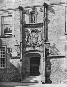 Porte dans le quadrilatère - Charles Latham