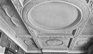 Le plafond du salon