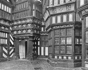 Le Porche et la Fenêtre du Hall
