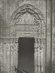 Cathédrale de Chartres : Porte droite du portail royal avec Notre-Dame de Chartres - Charles Nègre