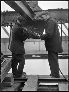 Démolition du pont de Waterloo, Lambeth, Greater London Authority