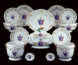 Service de table armorial famille rose peint avec les armoiries de Tranefelt de Suède (céramique) - Chinese School