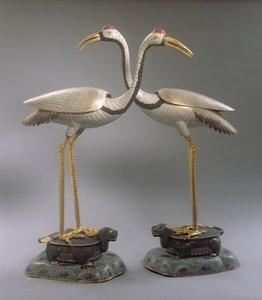 Paire de brûle-encens en forme de grue, période Qianlong (1736-95) (émail cloisonné)