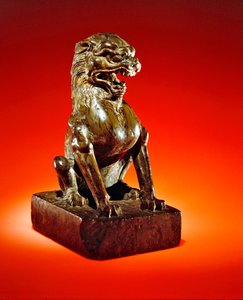 Lion assis, dynastie Tang (618-906)