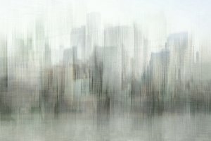 Silhouette de la ville dans la brume