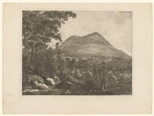 Paysage avec la montagne Landeskrone près de Görlitz
