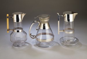 Carafe à vin montée en argent, 1882
