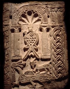 Civilisation copte : fragment mural de hauts-reliefs avec poissons - Coptic Coptic