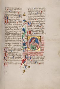 Initial Q : Portrait en buste d